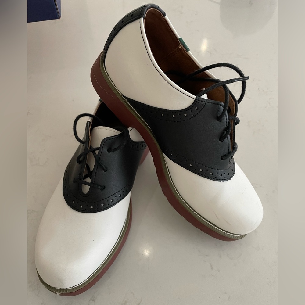 Saddle shoes! Omg these beauties are classic! Perfect mint condition!